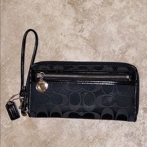 Coach Wallet - Black